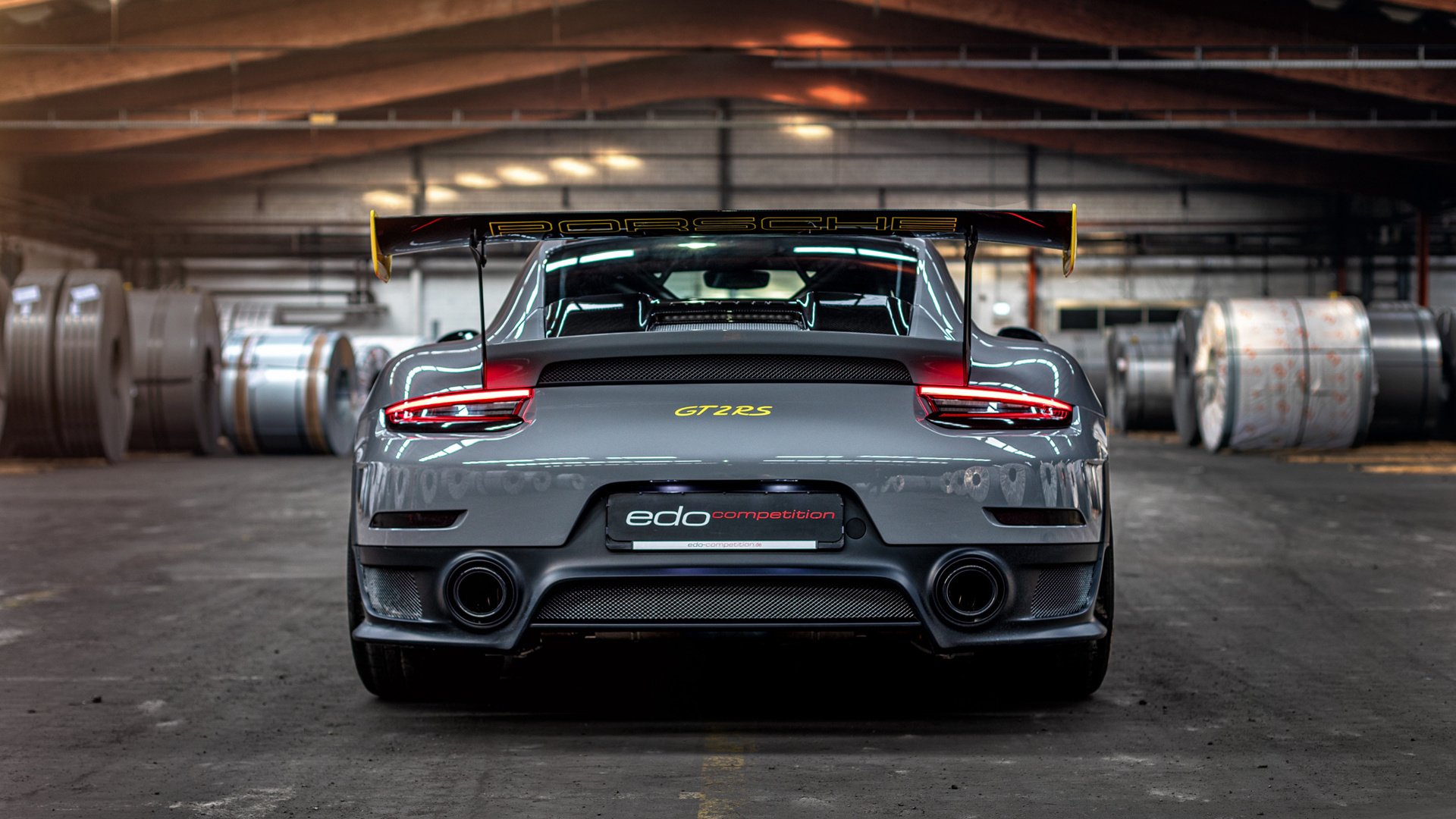 足球联赛新星表现抢眼成焦点，现在足球新星